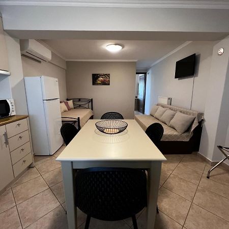 Pandora Apartments Moudhros Экстерьер фото